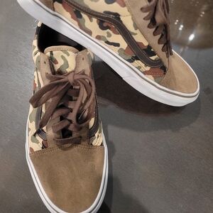 Vans Camo Old Skool X J. Crew men  size 11 women size 12.5